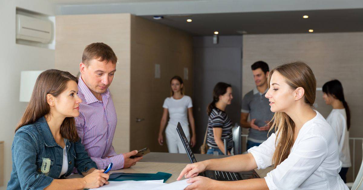 Niesubordynacja pracownika – jakie są główne przejawy niesubordynacji, jakie niesie konsekwencje prawne i jak postępować z niesubordynowanym pracownikiem?