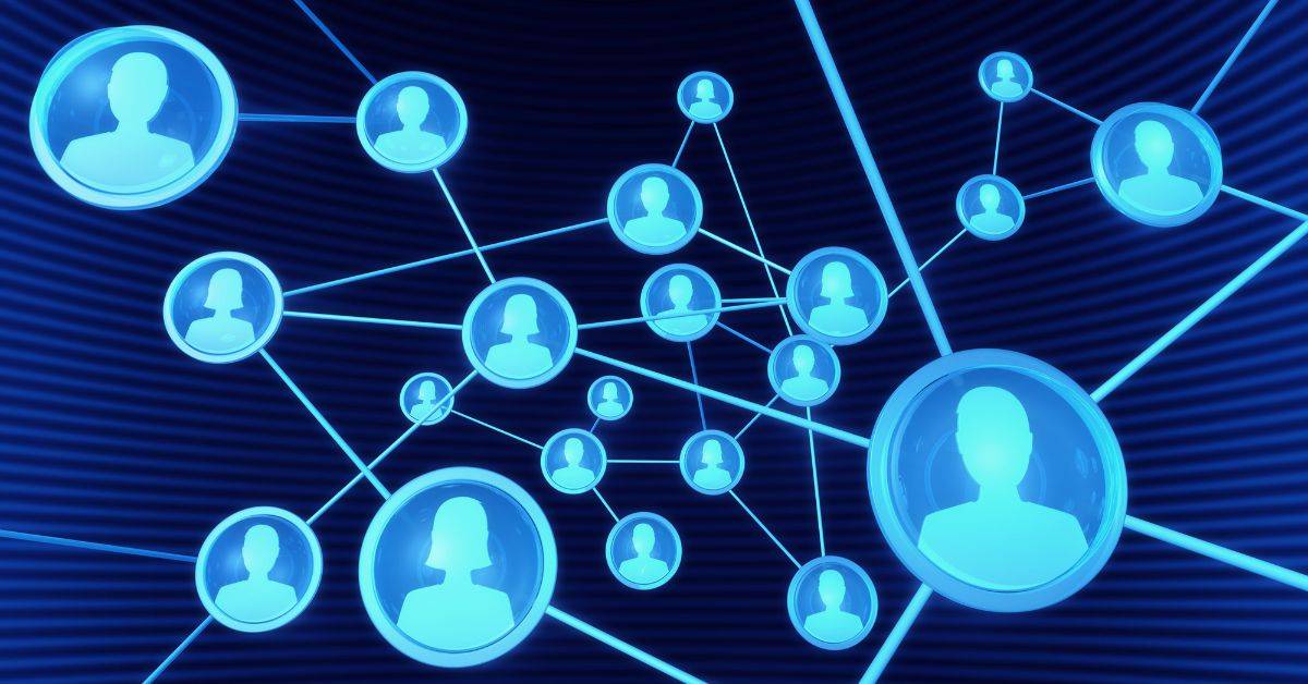 Social engineering – czym jest inżynieria społeczna i jak prowadzi do wyłudzania poufnych informacji?