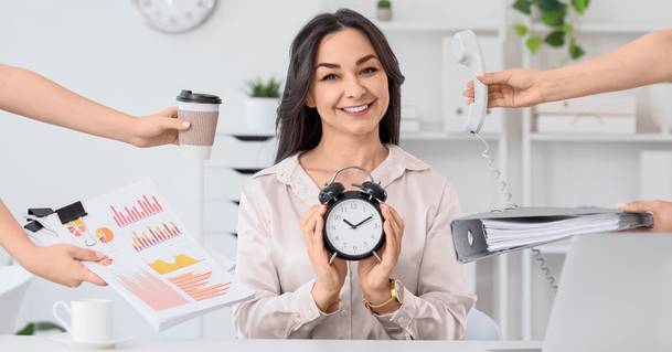 Doba pracownicza – jak prawidłowo stosować i kiedy można ją naruszyć?