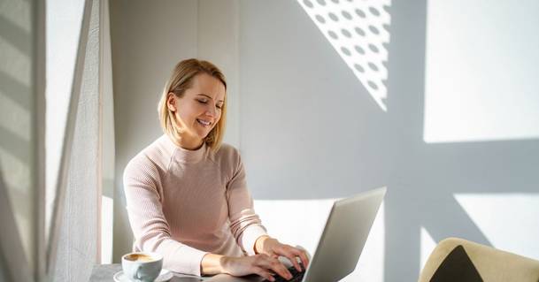 Czy pracodawca może dysponować urlopem pracownika?