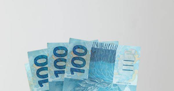 Jaka odprawa emerytalna po 40 latach pracy w budżetówce?