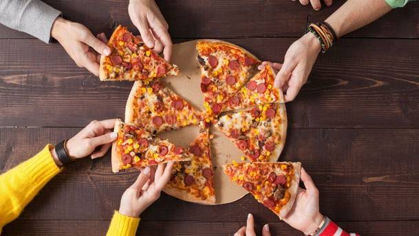 Pizza Day – pomysły na organizację firmowego wydarzenia z pizzą w roli głównej