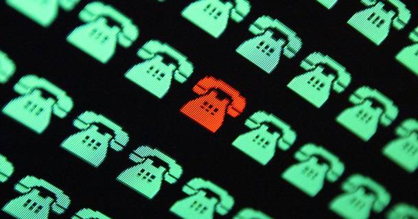 Jak wyłączyć podsłuch w telefonie?