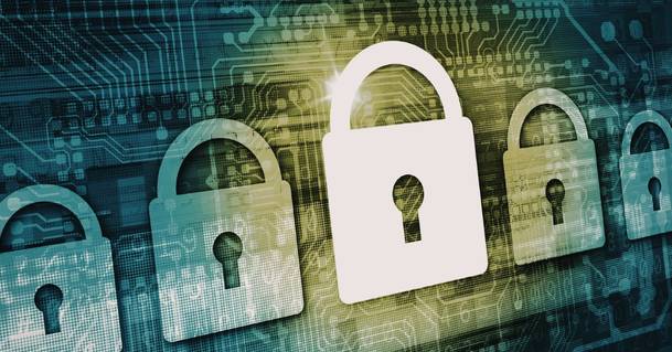 Na czym polega szyfrowanie end to end i jakie ma znaczenie dla bezpieczeństwa komunikacji?