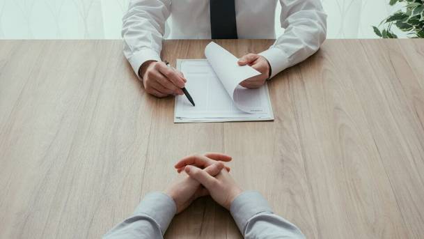 Jak przeprowadzić rozmowę o pracę – przewodnik dla rekruterów i menedżerów