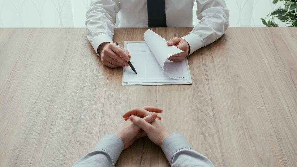 Jak przeprowadzić rozmowę o pracę – przewodnik dla rekruterów i menedżerów